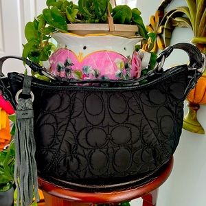 Authentic Coach bag in perfect condition. ❤️Look like new. ❤️